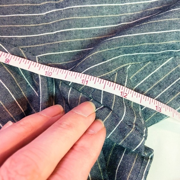 Larry Levine cotton linen grey white pinstripe capri pants 16 - Picture 7 of 8